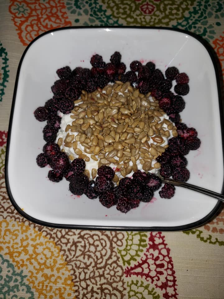 cottage cheese nuts and berries Dietitian, Nutritionist in
